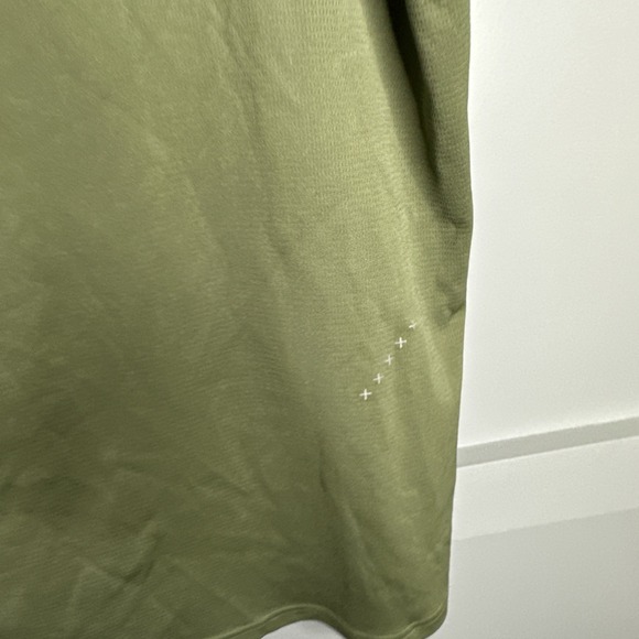 PUMA Ignite Men's Tee Size L Green Short Sleeve T-Shirt - Picture 7 of 8